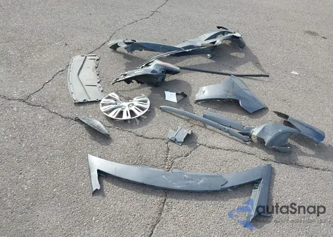 2018 Nissan Versa 1.6 Sv z USA, uszkodzony, nr VIN 3N1CN7AP5JL801307